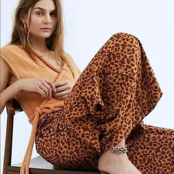 Free People Bennie 100% Viscose Wide Leg Pants in Leopard 🐆 - Picture 1 of 15